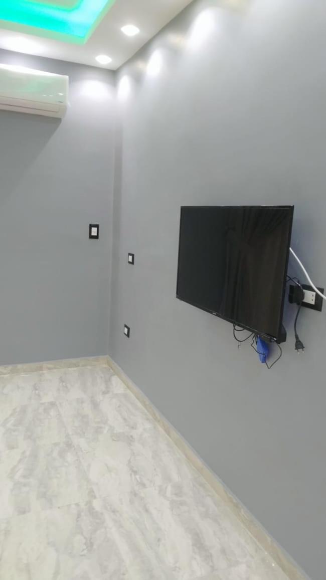 Apartment Fully Furnished In Front Of Stars Cairo
